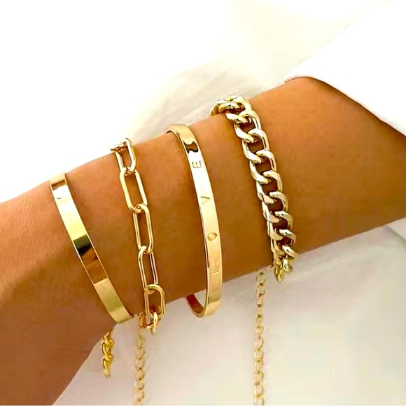 Jewelry - NEW! 4 Faux Gold Chain Bracelet Set